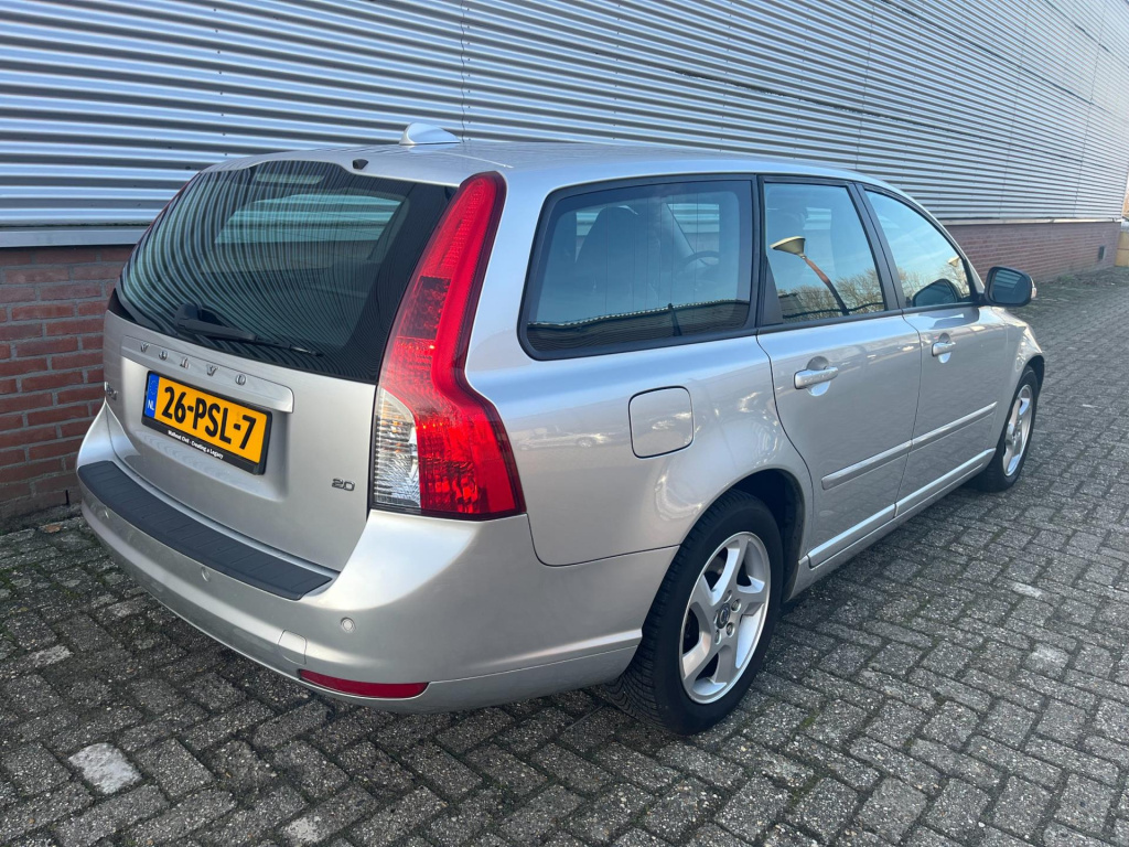 Volvo V50