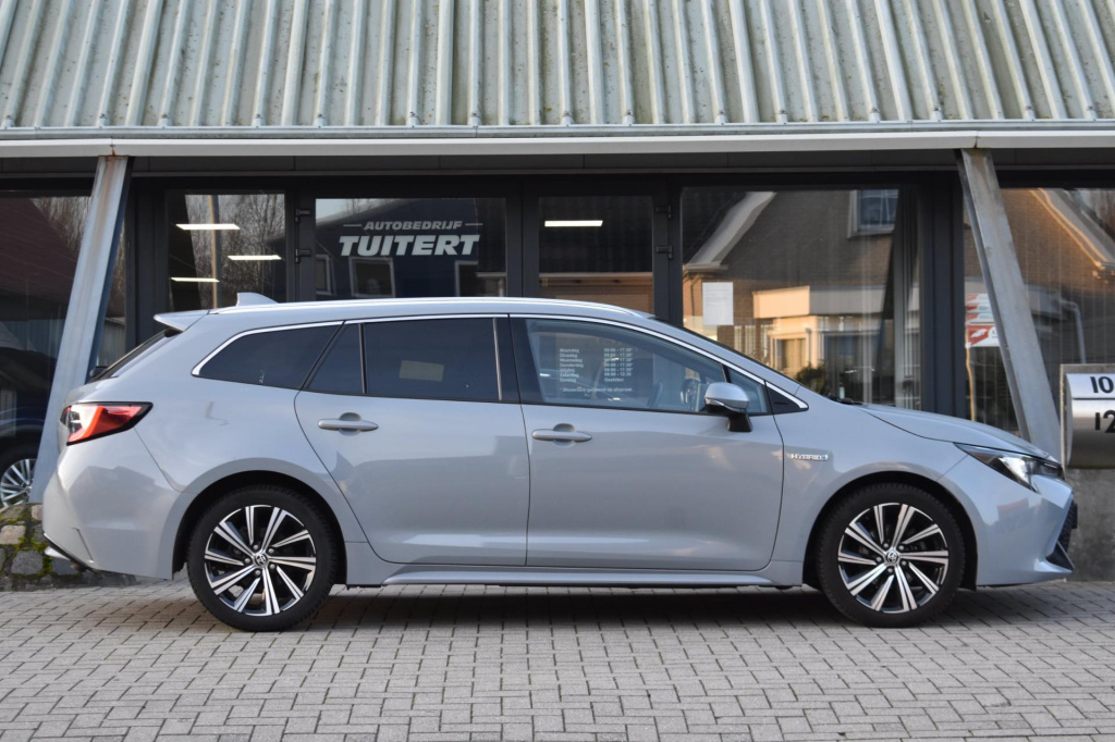 Toyota Corolla Touring Sports
