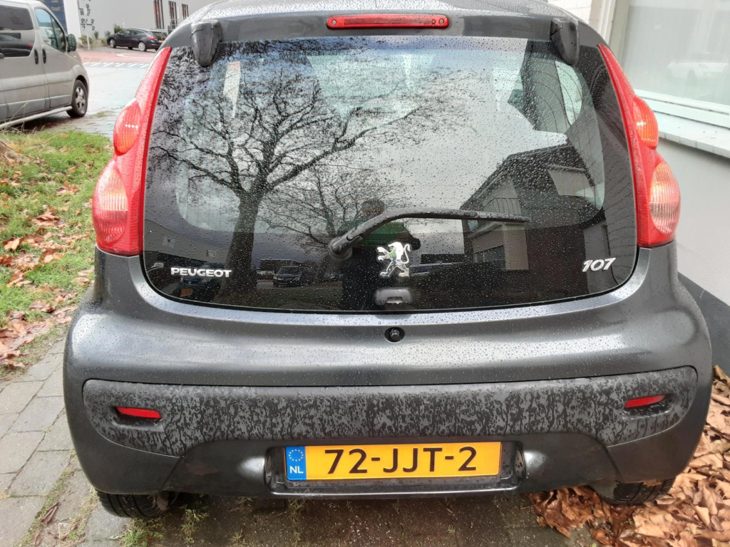 Peugeot 107