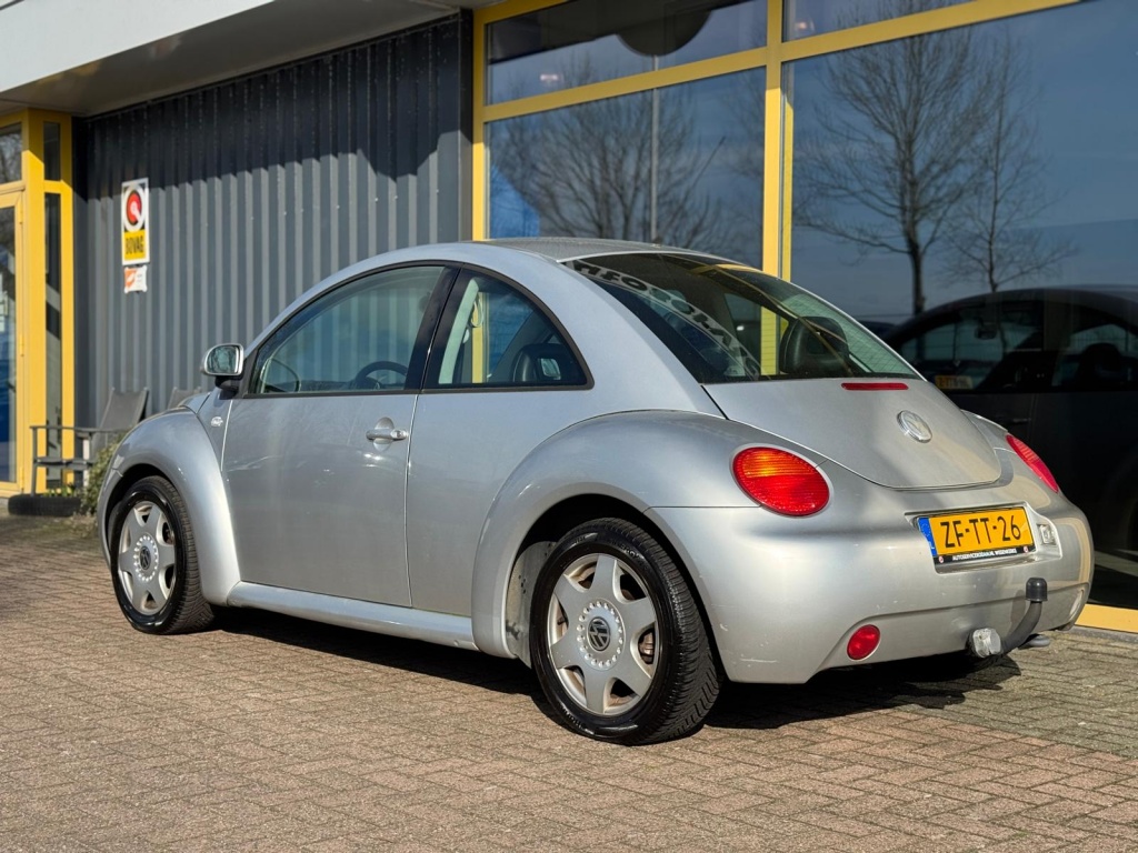Volkswagen New Beetle