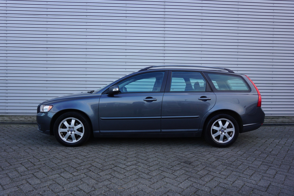 Volvo V50