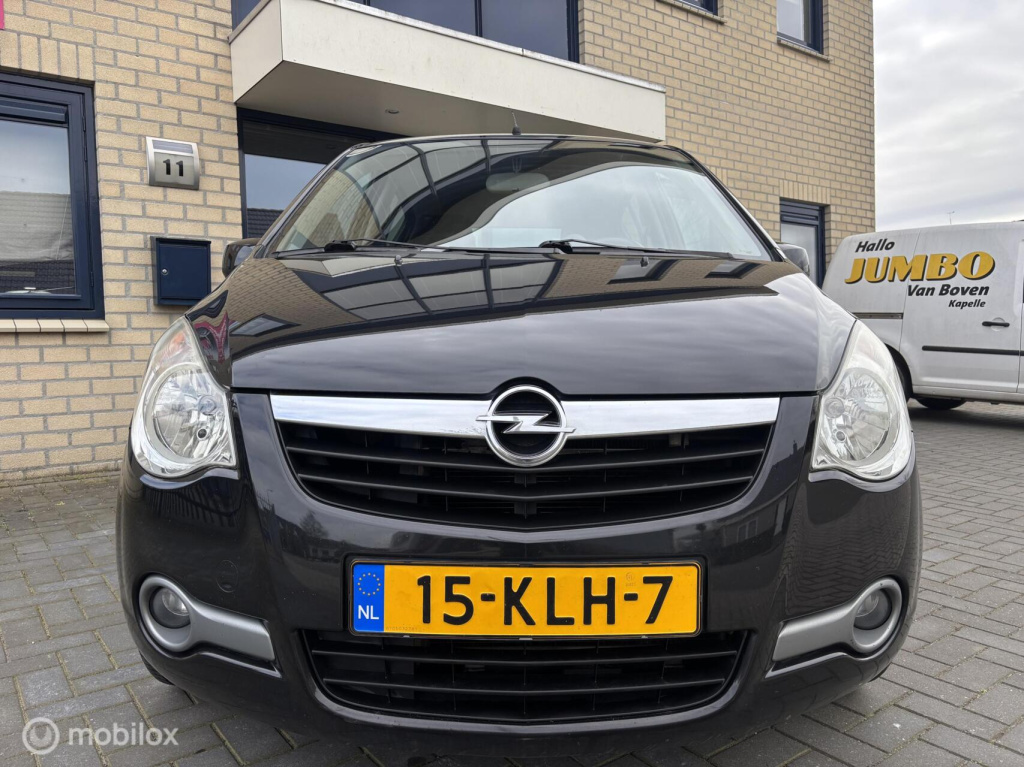 Opel Agila