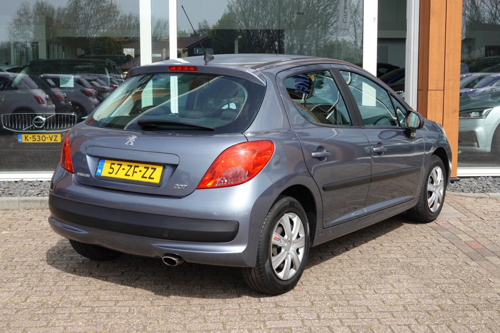 Peugeot 207