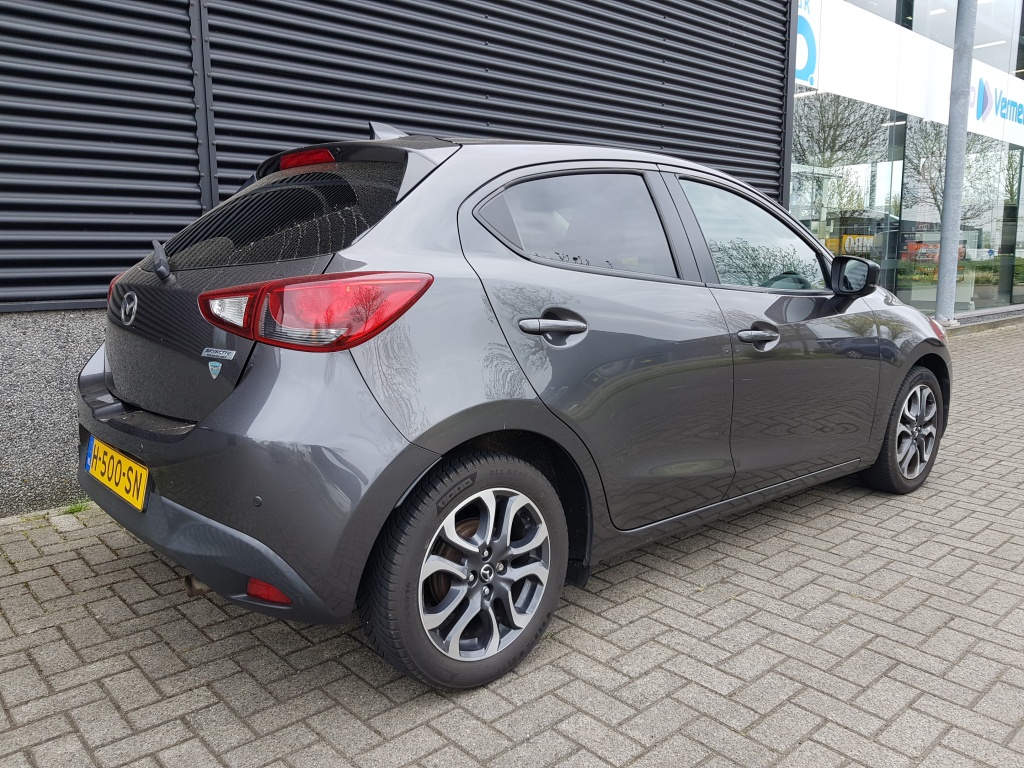 Mazda 2