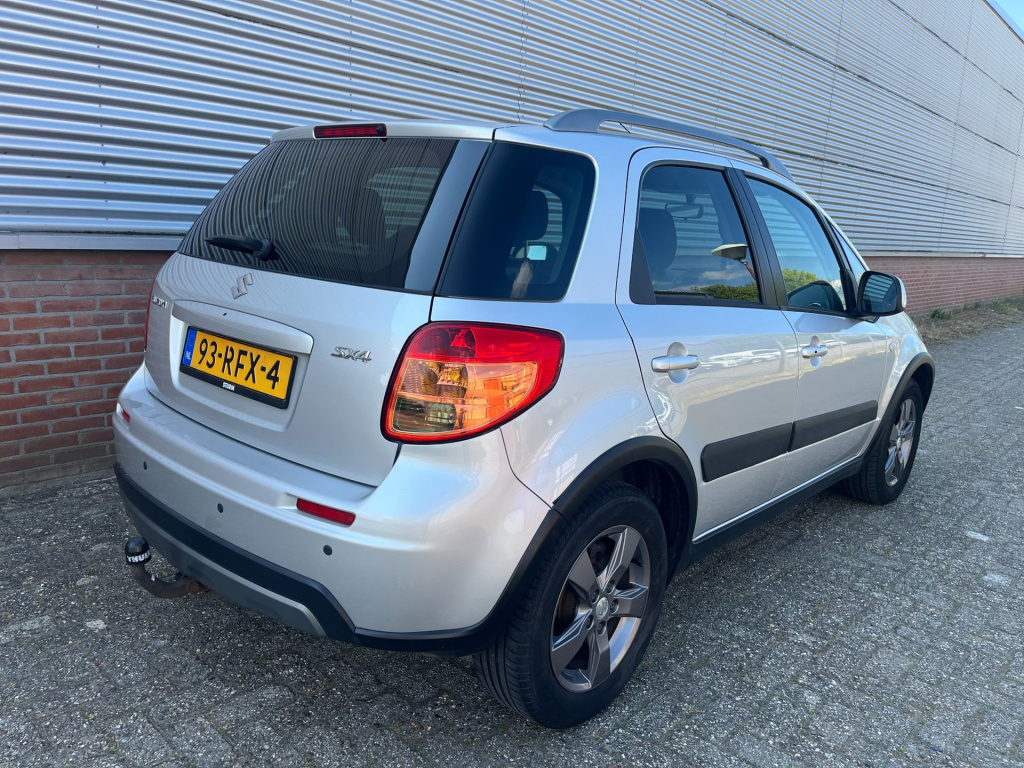 Suzuki Sx4