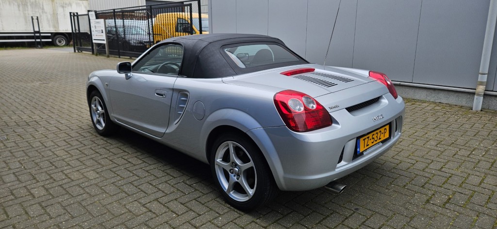 Toyota Mr2
