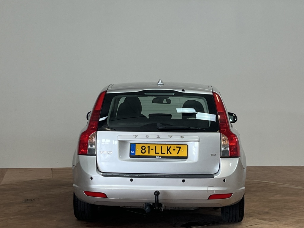 Volvo V50