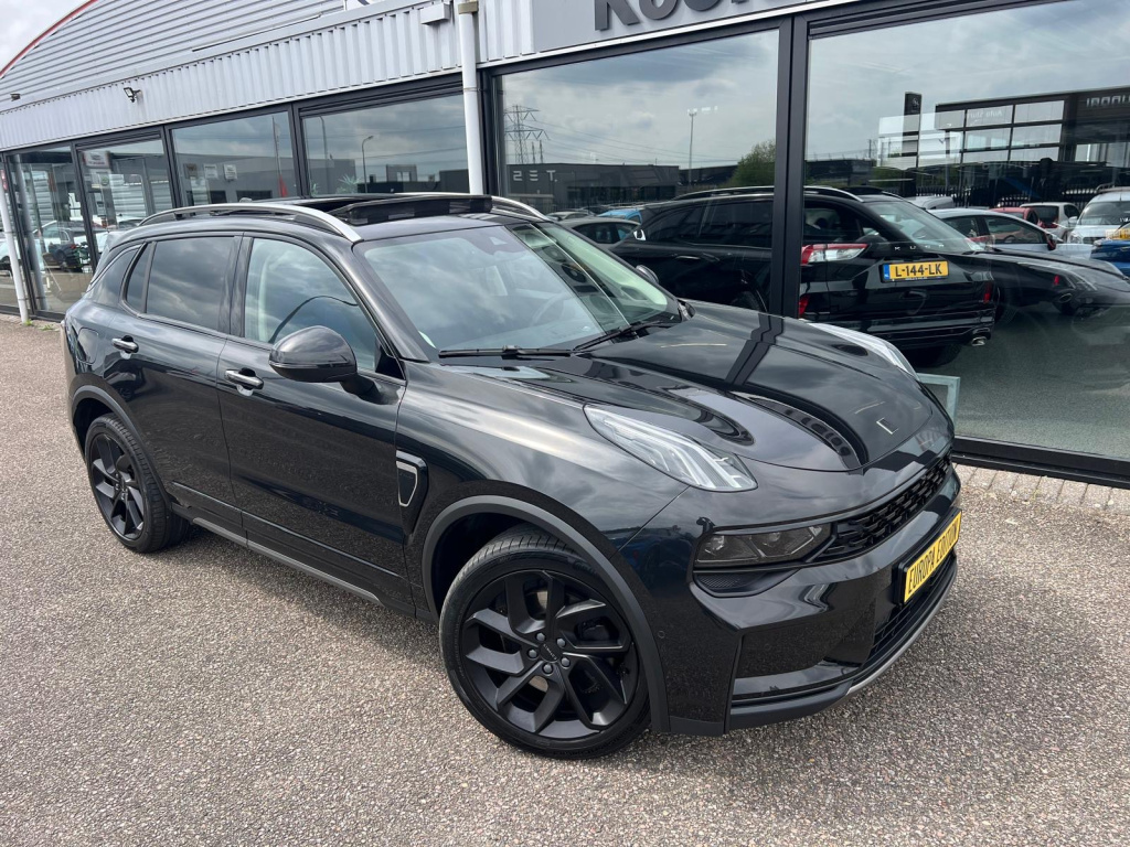 Lynk & Co 01