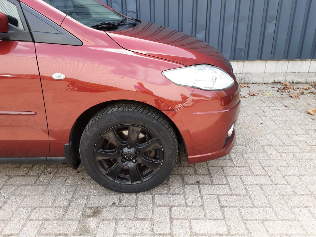 Mazda 5