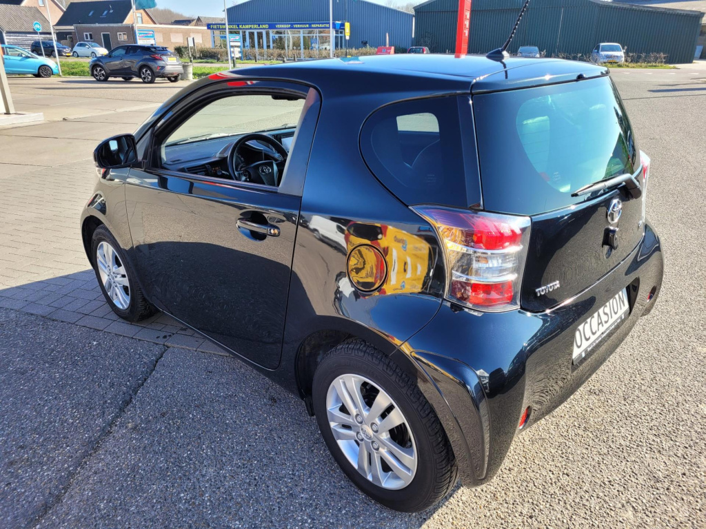 Toyota Iq
