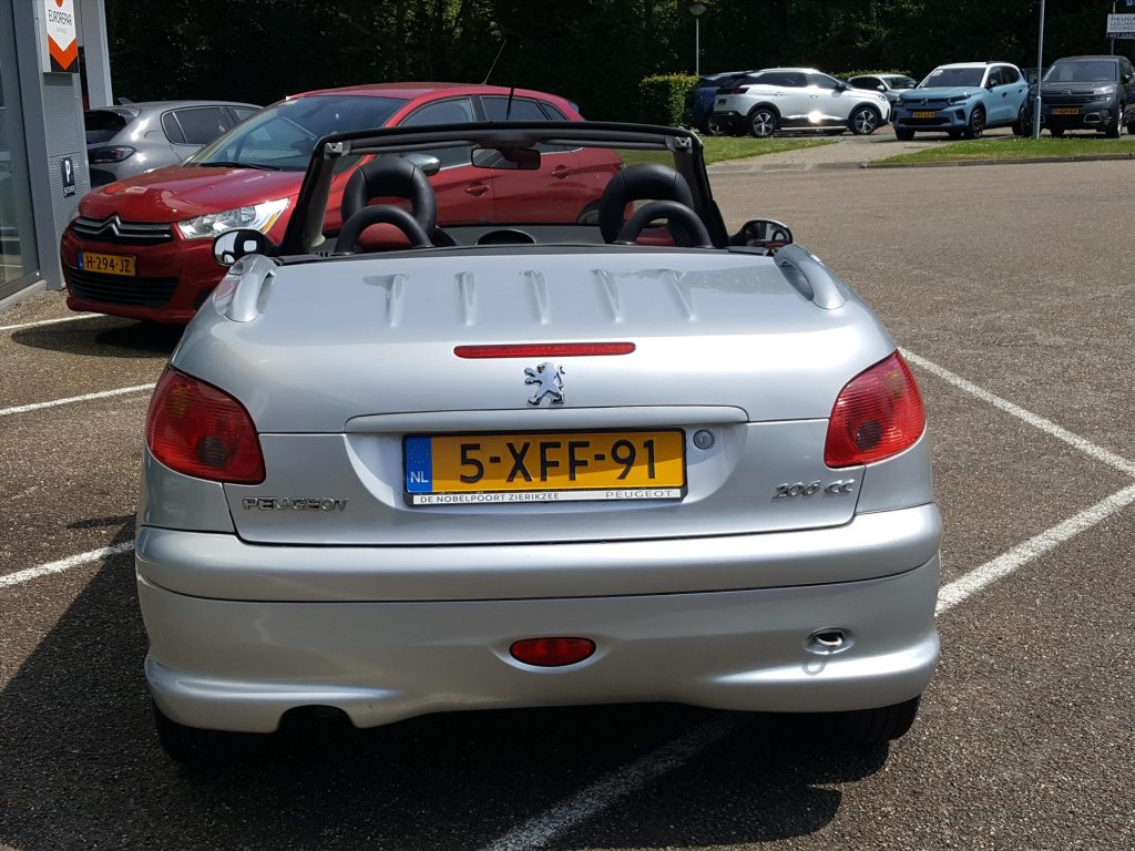 Peugeot 206