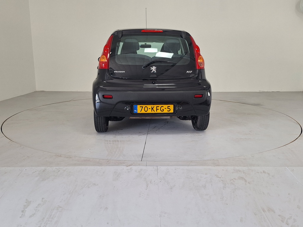 Peugeot 107