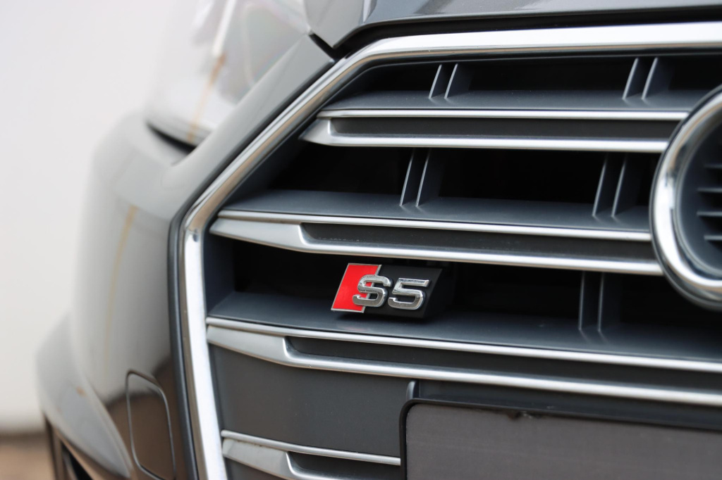 Audi S5