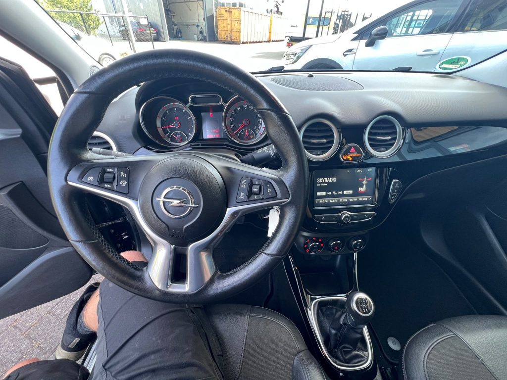 Opel Adam