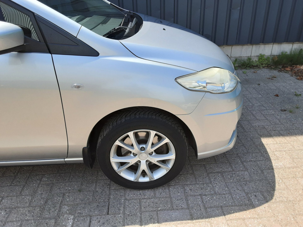 Mazda 5