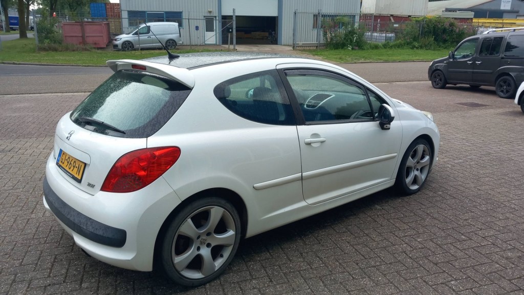 Peugeot 207