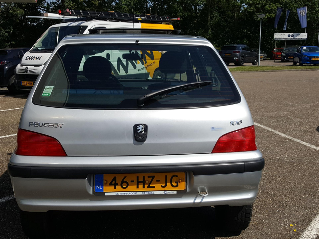 Peugeot 106