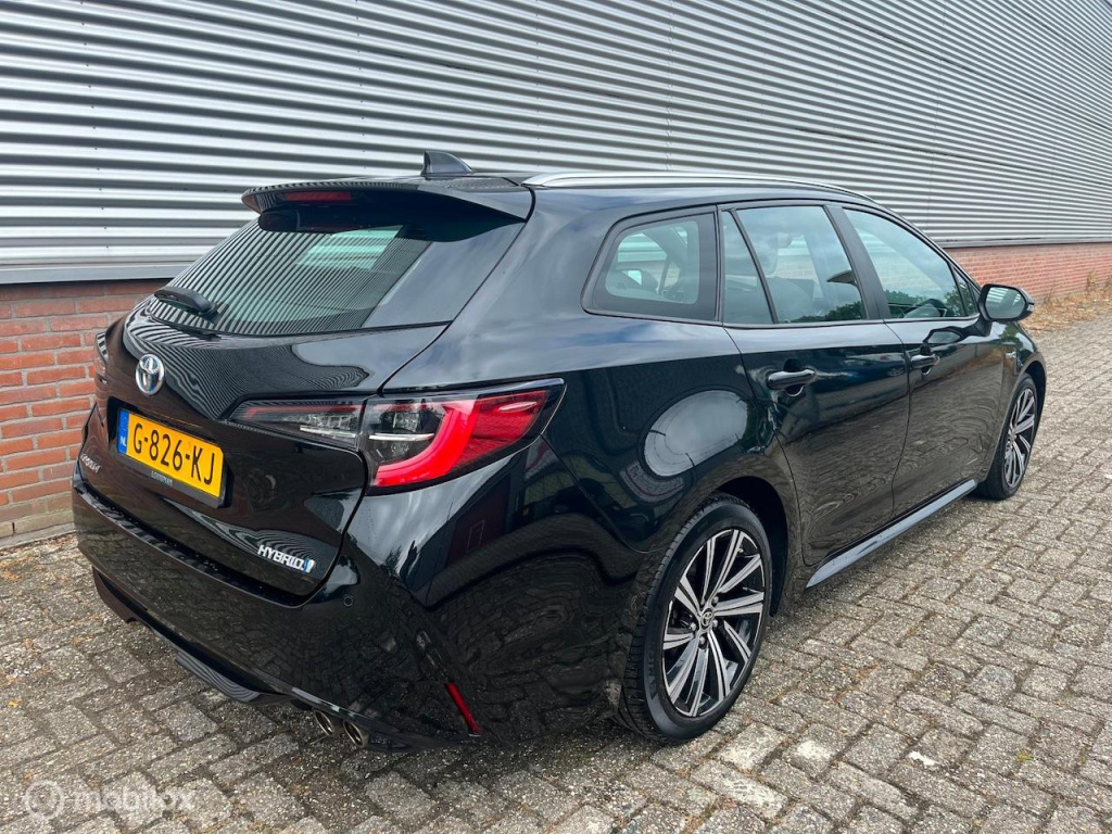 Toyota Corolla Touring Sports