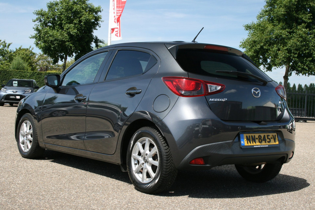 Mazda 2