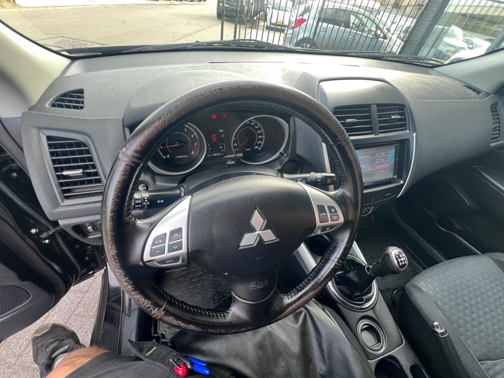 Mitsubishi Asx