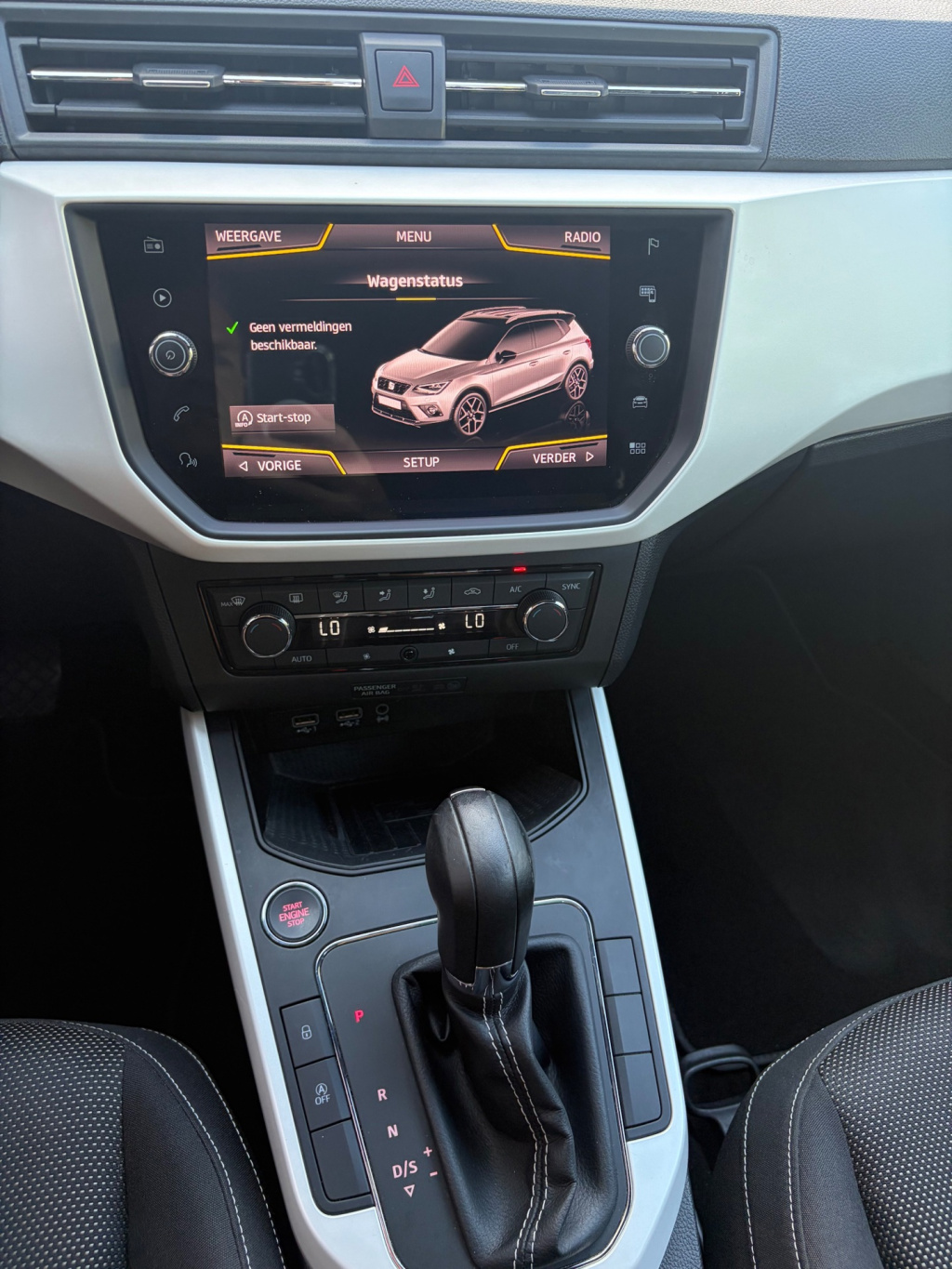 Seat Arona