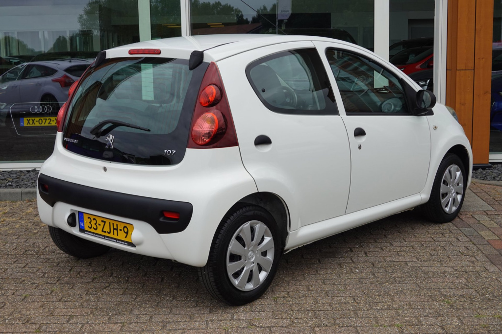 Peugeot 107