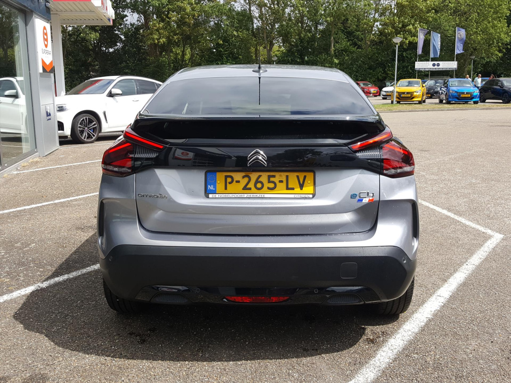 Citroen Ë-c4