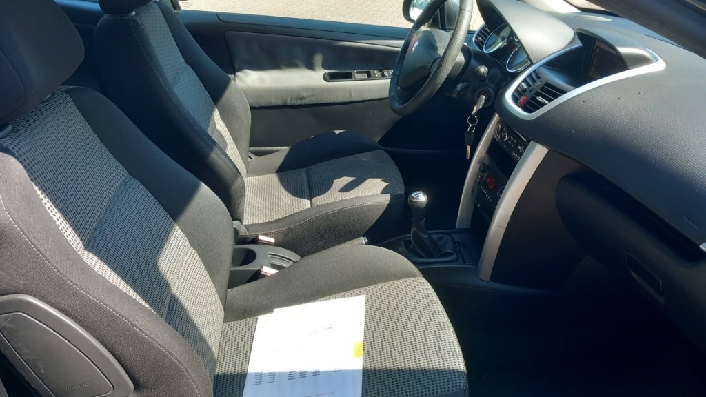 Peugeot 207