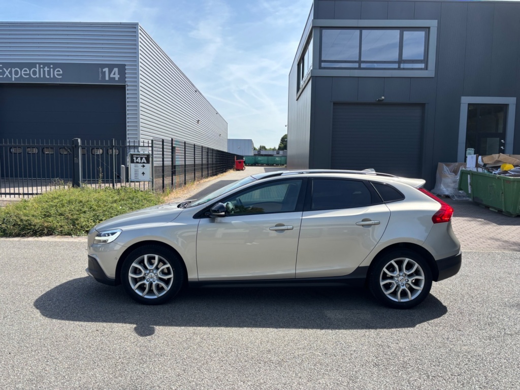 Volvo V40