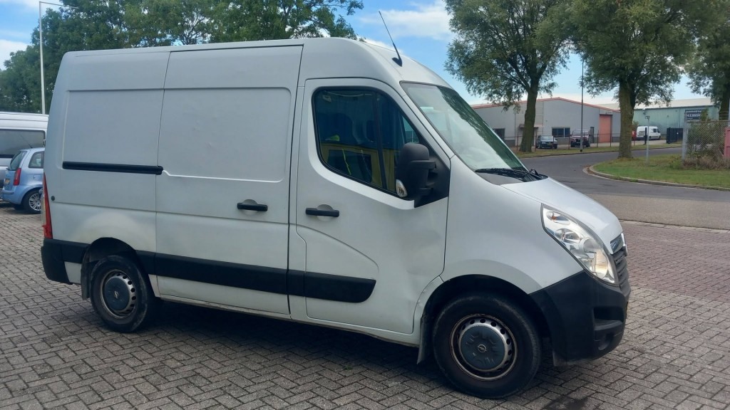 Opel Movano