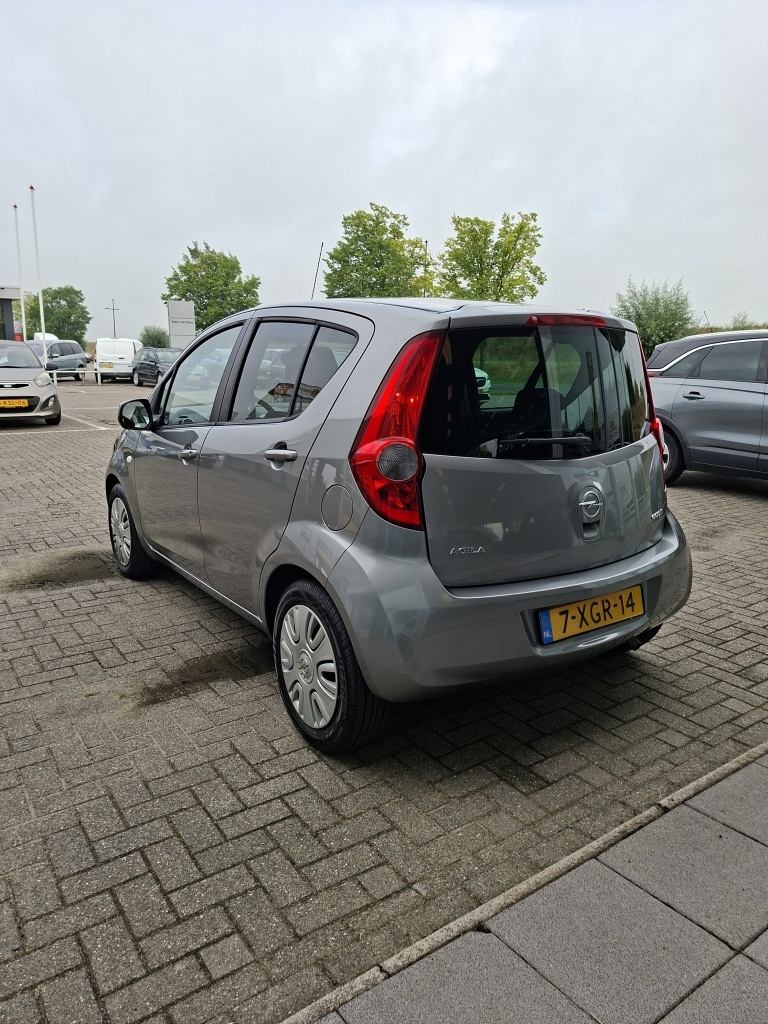 Opel Agila