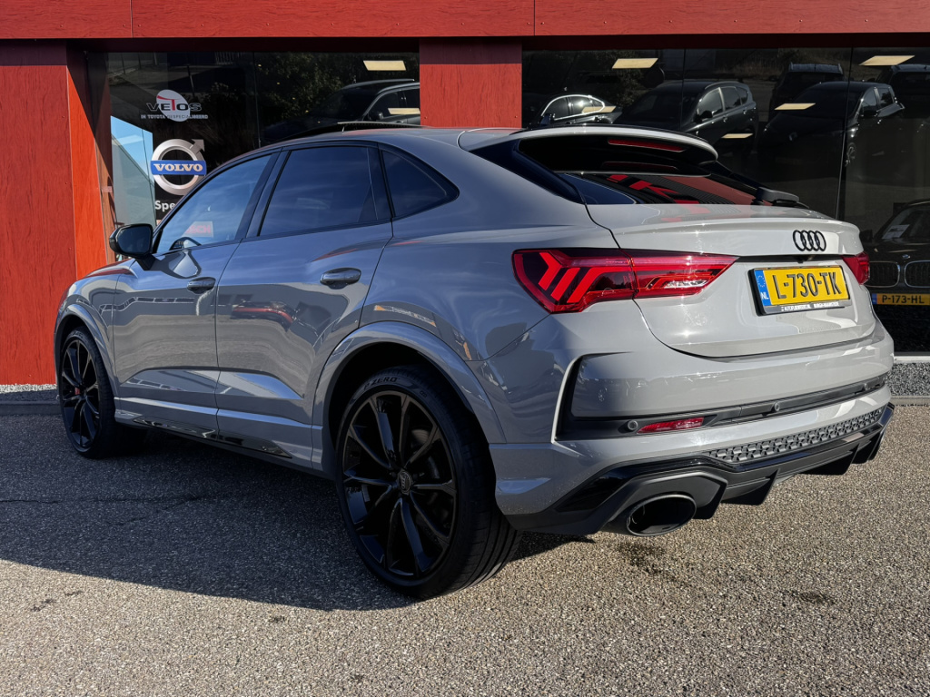 Audi Rsq3