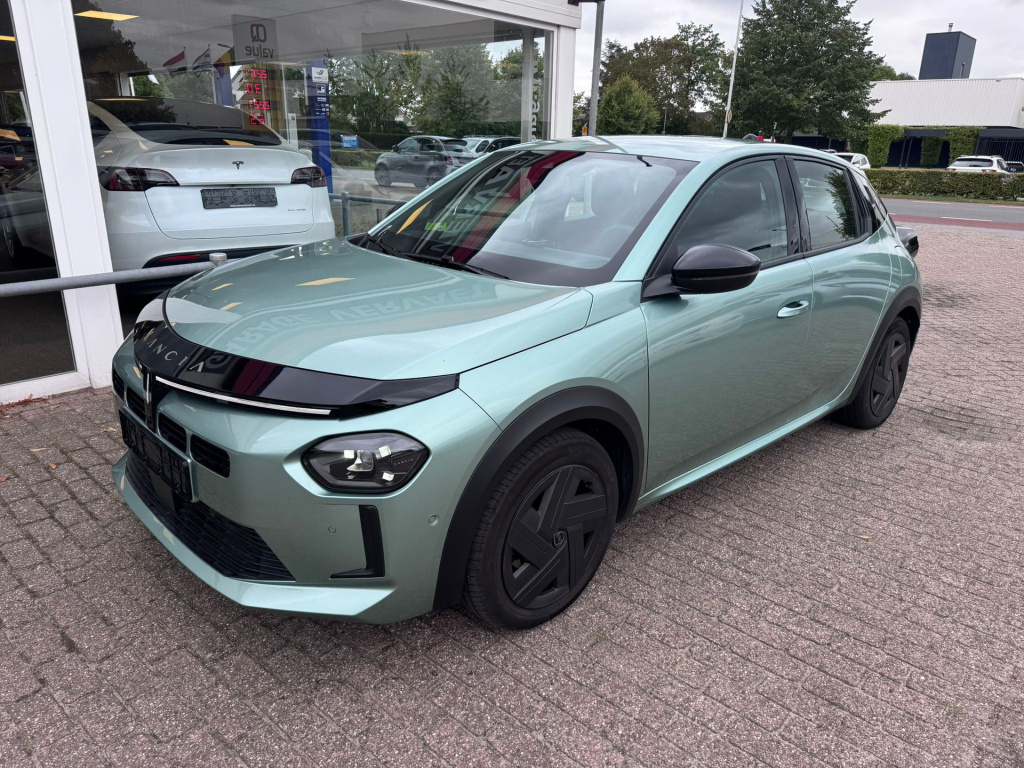 Lancia Y(psilon)