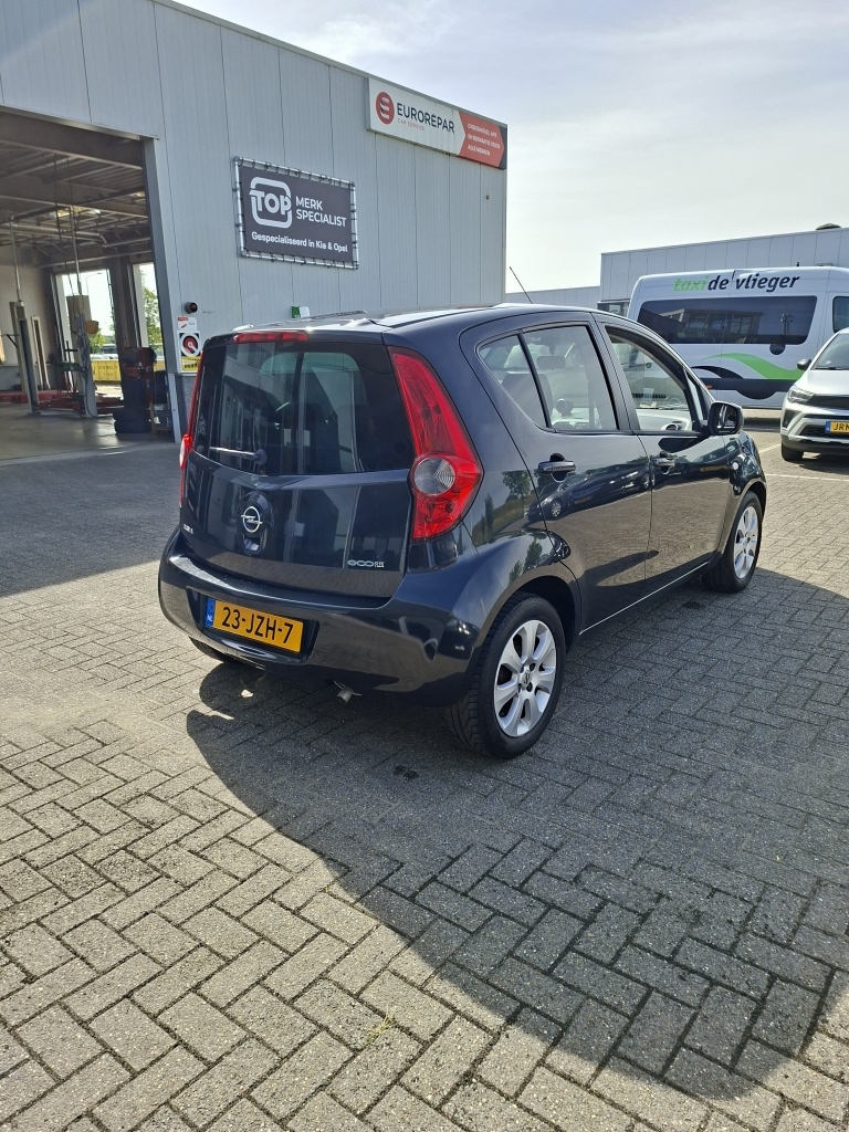 Opel Agila