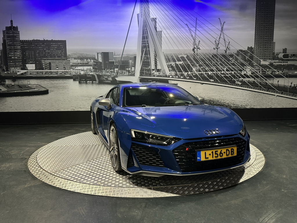Audi R8