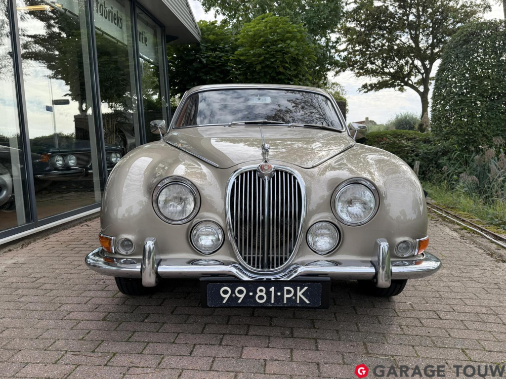 Jaguar S-Type