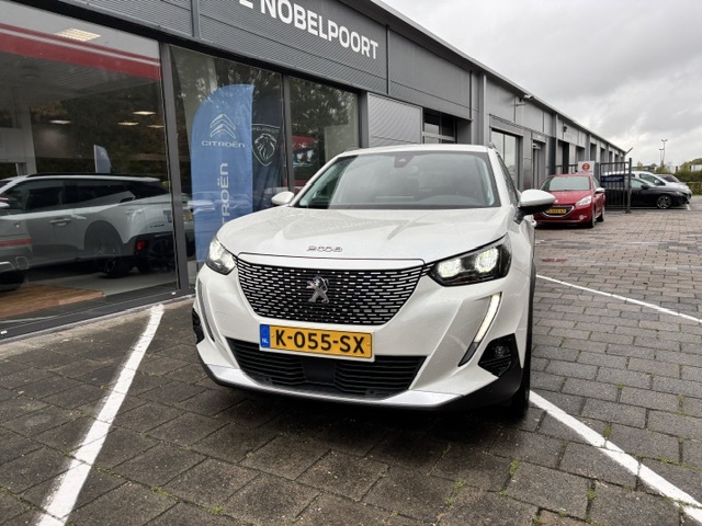Peugeot E-2008