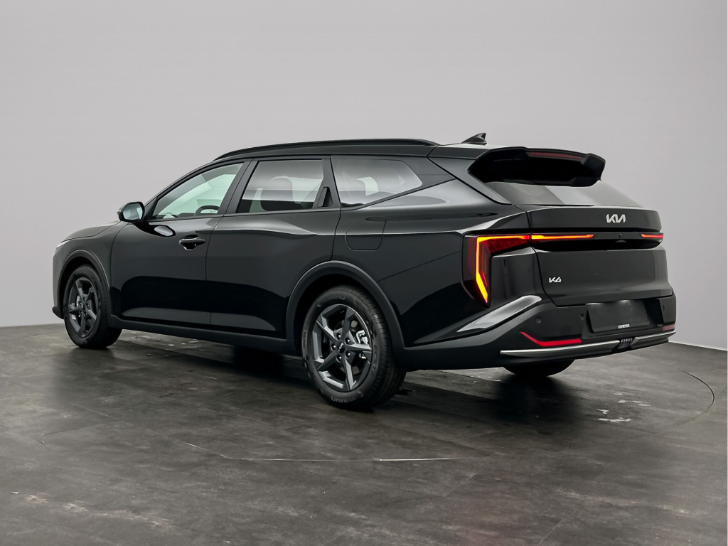 Kia K4
