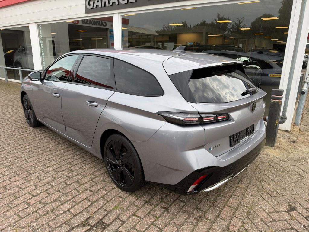 Peugeot E-308