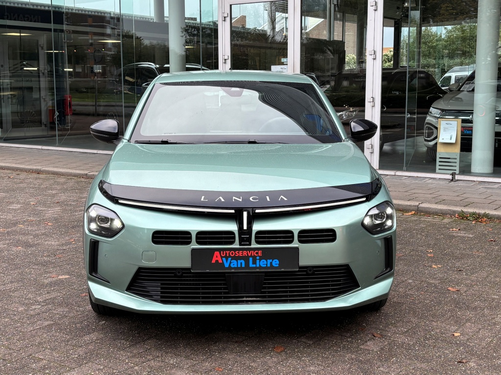 Lancia Y(psilon)