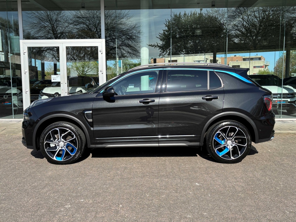 Lynk & Co 01
