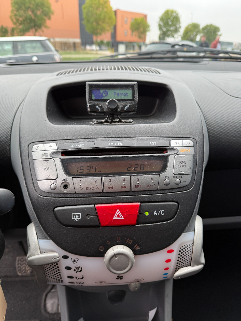 Peugeot 107