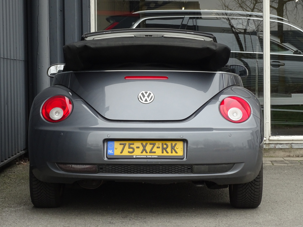 Volkswagen New Beetle