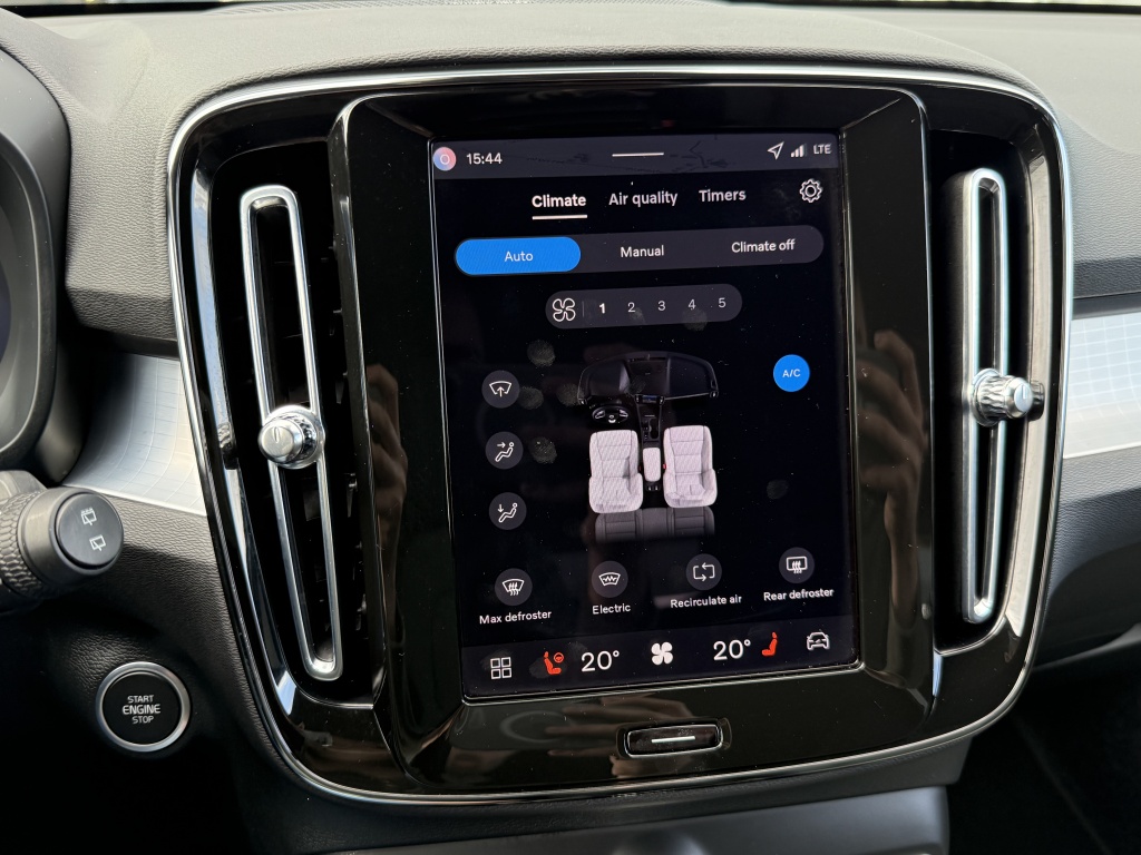 Volvo XC40