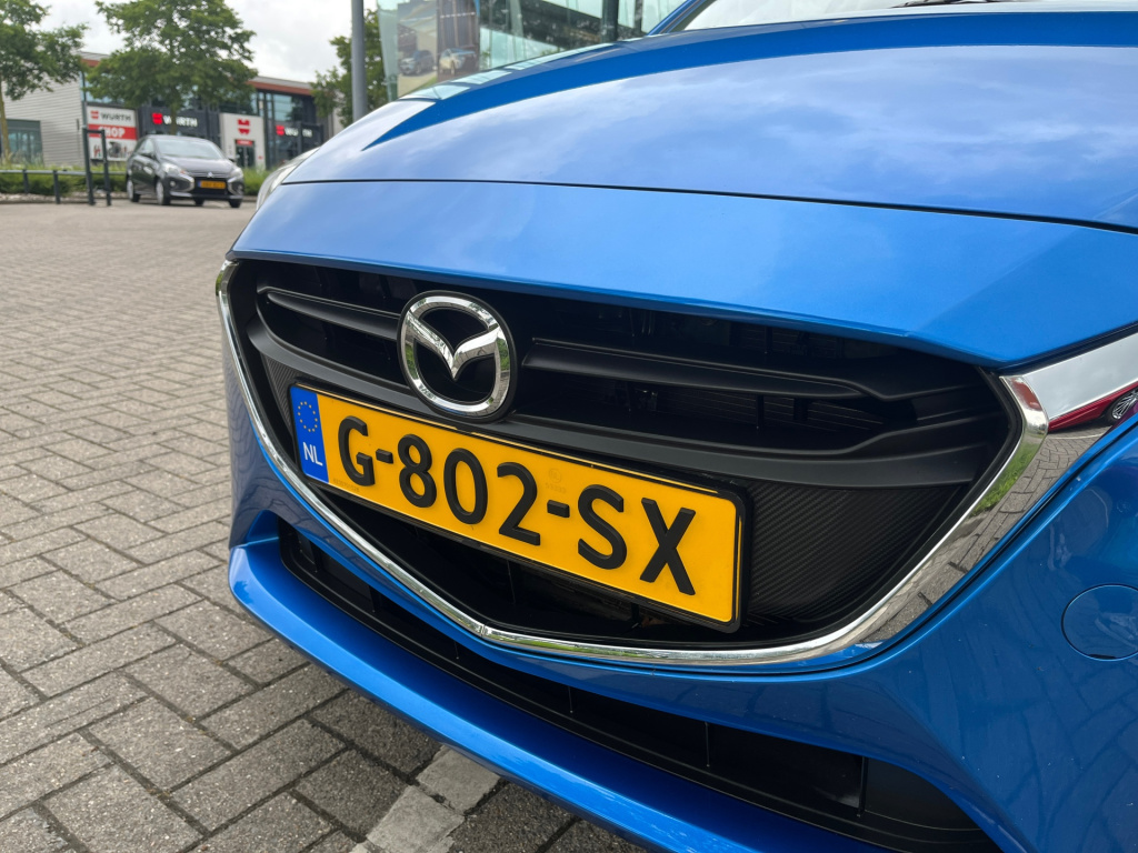 Mazda 2