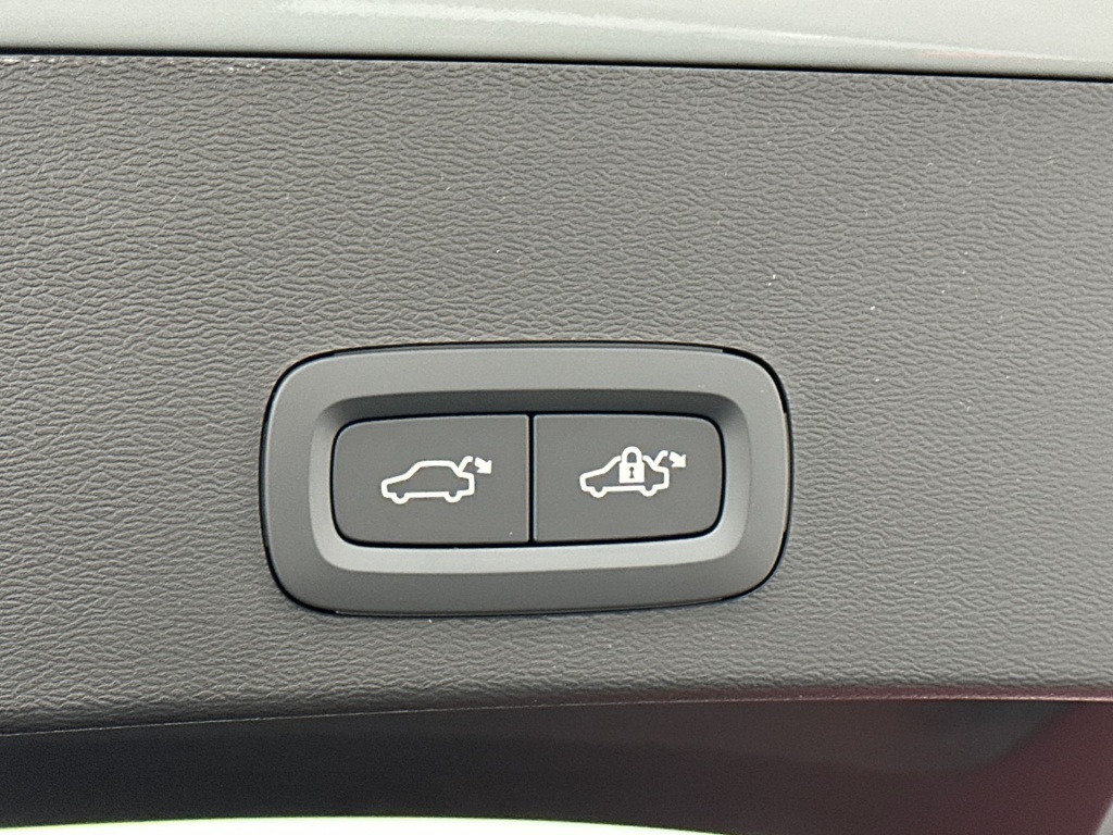 Volvo Ex40