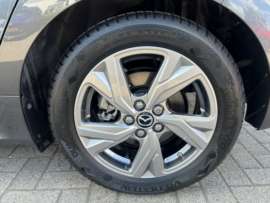 Mazda 2 Hybrid