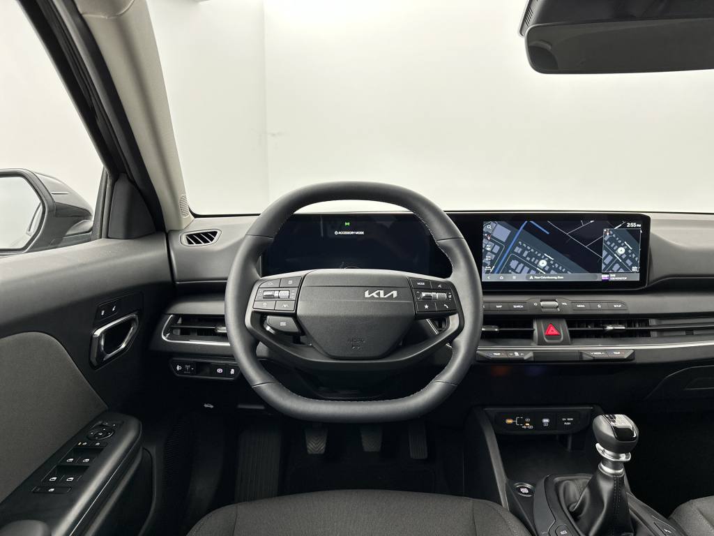 Kia K4
