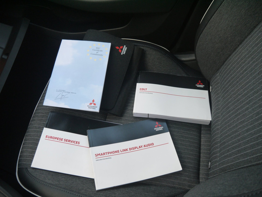 Mitsubishi Colt