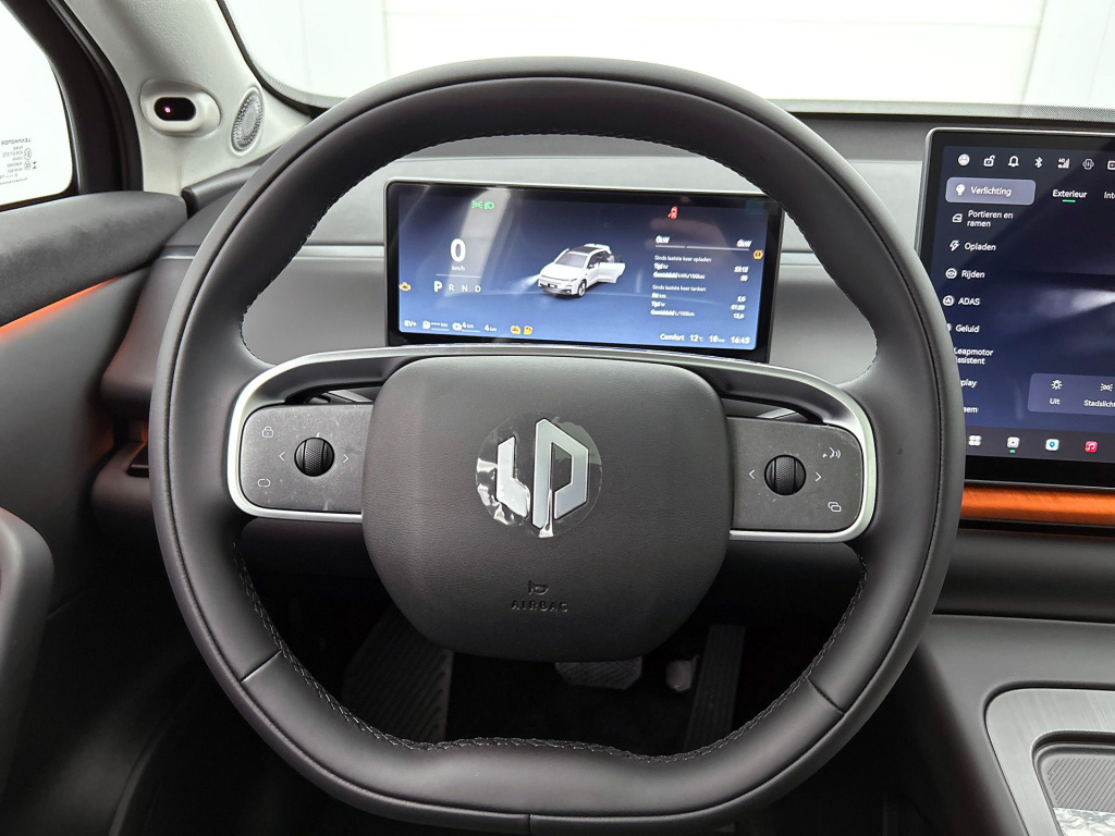 Leapmotor C10